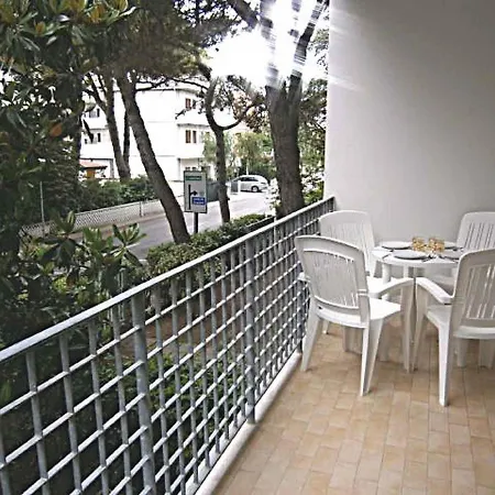 In 31317 * Μπιμπιόνε